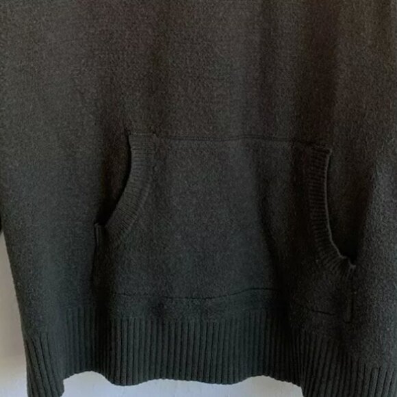 Torrid Hooded Sweater Heart Cross Bone Green Size 1X Long Sleeve Tunic Hoodie - Picture 3 of 10